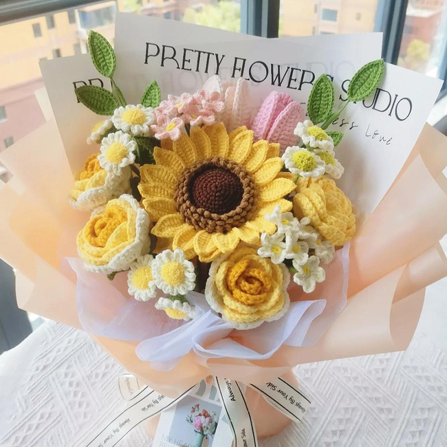 Daisy Tulip Bouquet Crochet Flowers