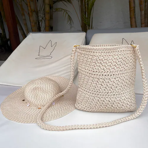 Summer crochet body bag